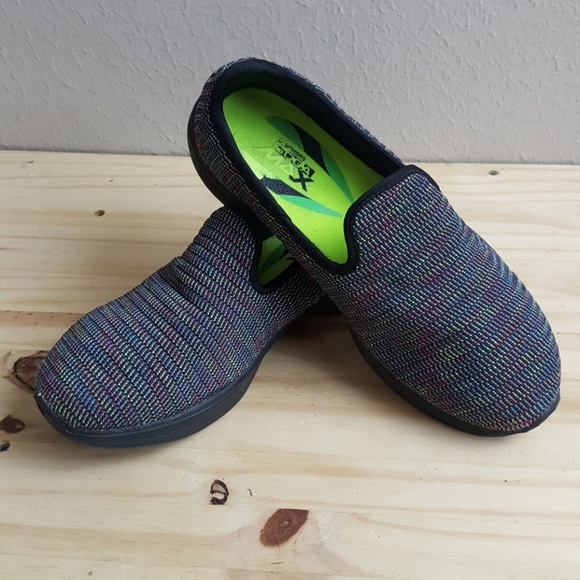 Skechers Shoes - Sketchers GOwalk 4 Slip-on Sneakers Size 8